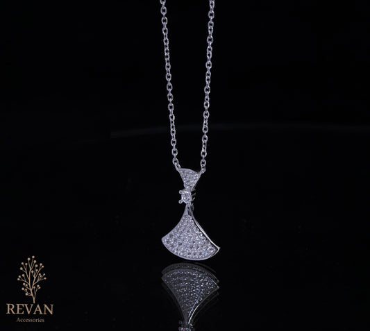 سلسال ناعم مع تعليقة