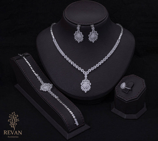 💫طقم فخم بتفاصيل راقية